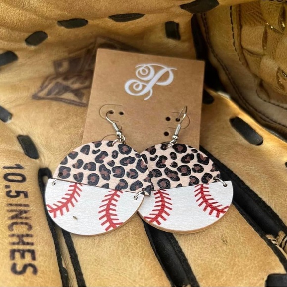 Plunder Jewelry - NEW Leopard Baseball Earrings ⚾️